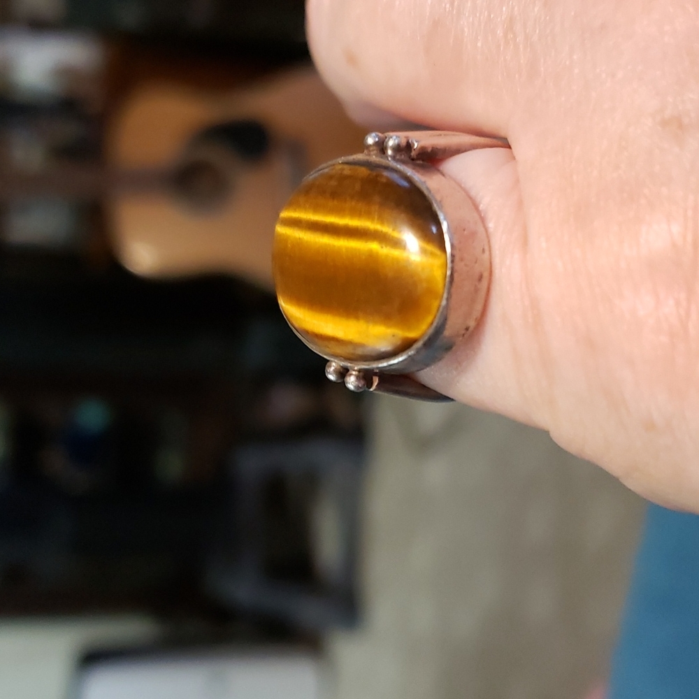 Silver Ring - Picture 4 of 4